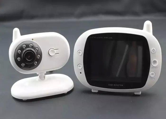 BabyBuzz Buddy 3.5 inch baby care device night vision monitor