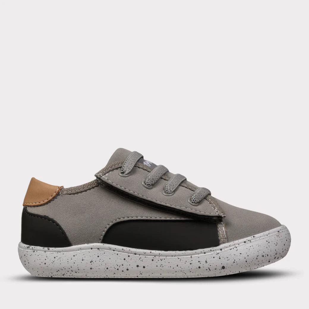 Ash Boys Hook & Loop Shoe - GuGuTon baby store - Baby Fashion - Toddlers Outfits - Babies Outfits - Toddler Clothes - Kids Clothing - Newborn Clothes - Newborn Wear - Kids Wear - Trending Clothes - Trending Outfits - Fall Fashion - Winter Fashion - Girls Clothes - Boys Clothes - Babies Wear - Kids Accessories - KidsWear - Summer Clothes - Summer Fashion - Summer Trend - Falls Sweaters - Tops - Bottom - Jeans - Blouse - Dresses - Newborn Dresses - Toys