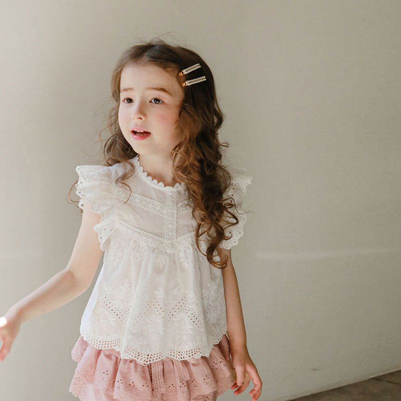 Avery Girls Sweet Cutout Edge Fly Sleeve T-Shirt