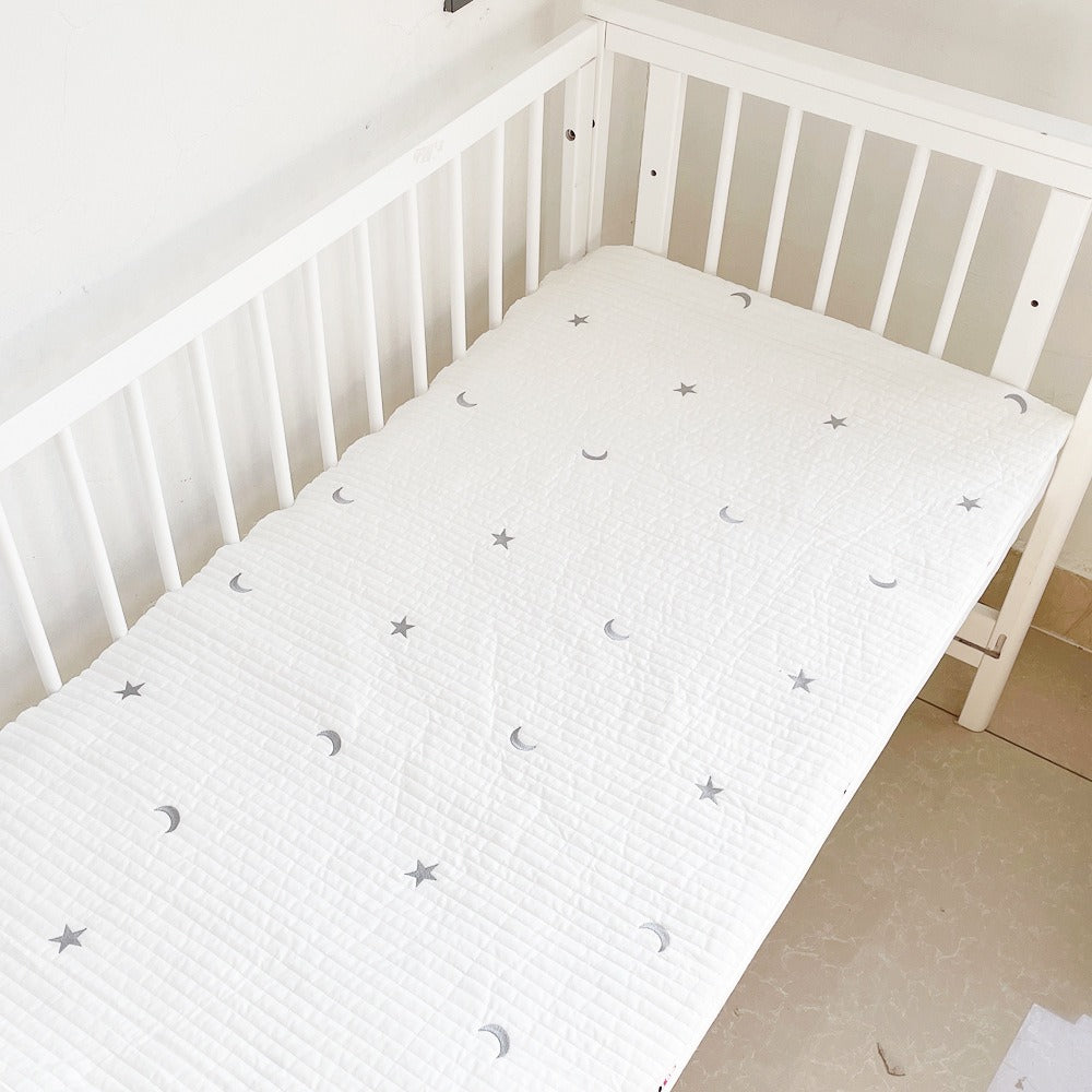 Baby fitted sheet pure cotton plus cotton quilted embroidered