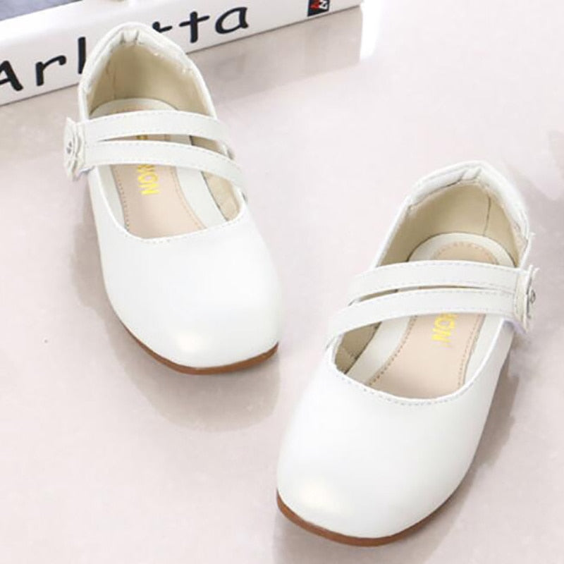 White Princess Leather Shoes For Little Girls Slip School Latin - GuGuTon baby store - Baby Fashion - Toddlers Outfits - Babies Outfits - Toddler Clothes - Kids Clothing - Newborn Clothes - Newborn Wear - Kids Wear - Trending Clothes - Trending Outfits - Fall Fashion - Winter Fashion - Girls Clothes - Boys Clothes - Babies Wear - Kids Accessories - KidsWear - Summer Clothes - Summer Fashion - Summer Trend - Falls Sweaters - Tops - Bottom - Jeans - Blouse - Dresses - Newborn Dresses - Toys