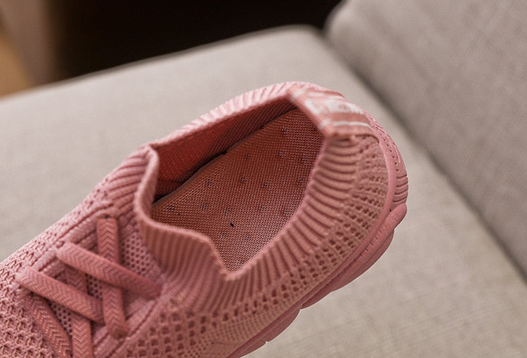 New Children Solid Flying Knit Shoes Kids Sports Boys