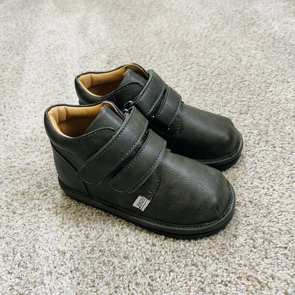Marlon Barefoot Sneakers | Comfortable Toddler Shoes | Forest Green - GuGuTon baby store - Baby Fashion - Toddlers Outfits - Babies Outfits - Toddler Clothes - Kids Clothing - Newborn Clothes - Newborn Wear - Kids Wear - Trending Clothes - Trending Outfits - Fall Fashion - Winter Fashion - Girls Clothes - Boys Clothes - Babies Wear - Kids Accessories - KidsWear - Summer Clothes - Summer Fashion - Summer Trend - Falls Sweaters - Tops - Bottom - Jeans - Blouse - Dresses - Newborn Dresses - Toys
