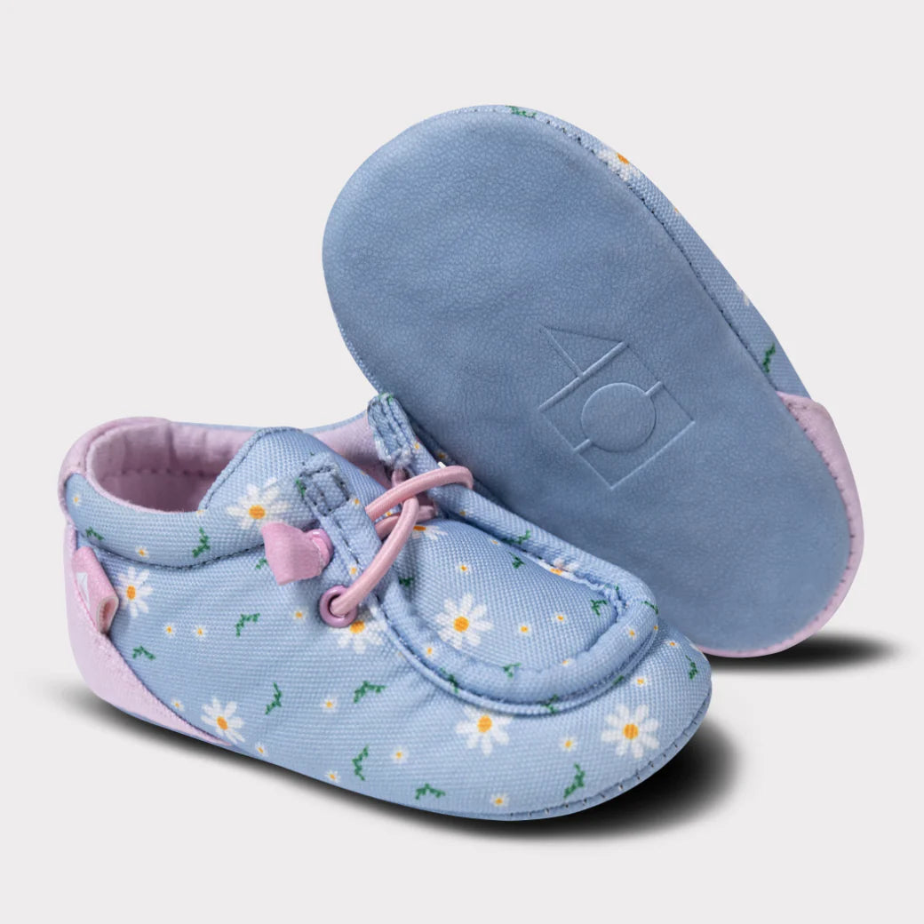 Parker Girls Slip-On Crib Shoes - GuGuTon baby store - Baby Fashion - Toddlers Outfits - Babies Outfits - Toddler Clothes - Kids Clothing - Newborn Clothes - Newborn Wear - Kids Wear - Trending Clothes - Trending Outfits - Fall Fashion - Winter Fashion - Girls Clothes - Boys Clothes - Babies Wear - Kids Accessories - KidsWear - Summer Clothes - Summer Fashion - Summer Trend - Falls Sweaters - Tops - Bottom - Jeans - Blouse - Dresses - Newborn Dresses - Toys