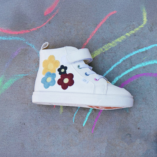 Kami Girls Hook & Loop Sneaker - GuGuTon baby store - Baby Fashion - Toddlers Outfits - Babies Outfits - Toddler Clothes - Kids Clothing - Newborn Clothes - Newborn Wear - Kids Wear - Trending Clothes - Trending Outfits - Fall Fashion - Winter Fashion - Girls Clothes - Boys Clothes - Babies Wear - Kids Accessories - KidsWear - Summer Clothes - Summer Fashion - Summer Trend - Falls Sweaters - Tops - Bottom - Jeans - Blouse - Dresses - Newborn Dresses - Toys