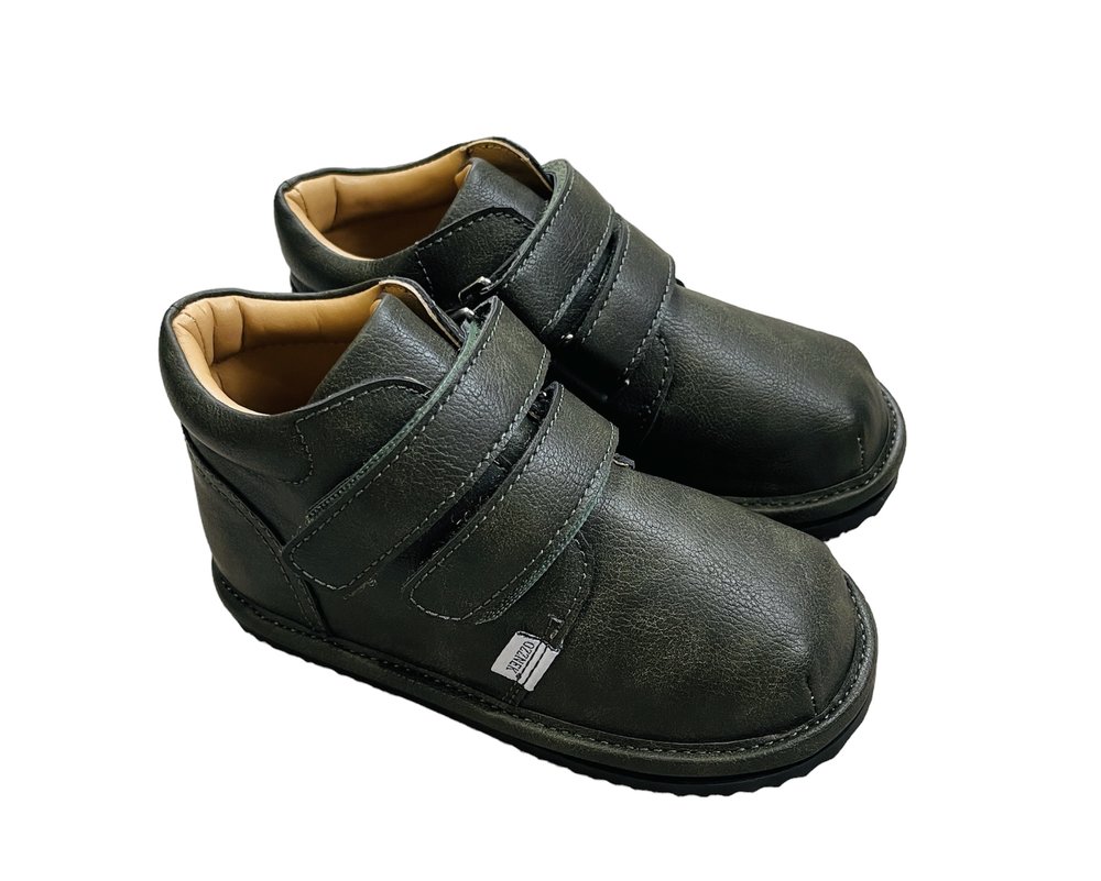 Marlon Barefoot Sneakers | Comfortable Toddler Shoes | Forest Green - GuGuTon baby store - Baby Fashion - Toddlers Outfits - Babies Outfits - Toddler Clothes - Kids Clothing - Newborn Clothes - Newborn Wear - Kids Wear - Trending Clothes - Trending Outfits - Fall Fashion - Winter Fashion - Girls Clothes - Boys Clothes - Babies Wear - Kids Accessories - KidsWear - Summer Clothes - Summer Fashion - Summer Trend - Falls Sweaters - Tops - Bottom - Jeans - Blouse - Dresses - Newborn Dresses - Toys