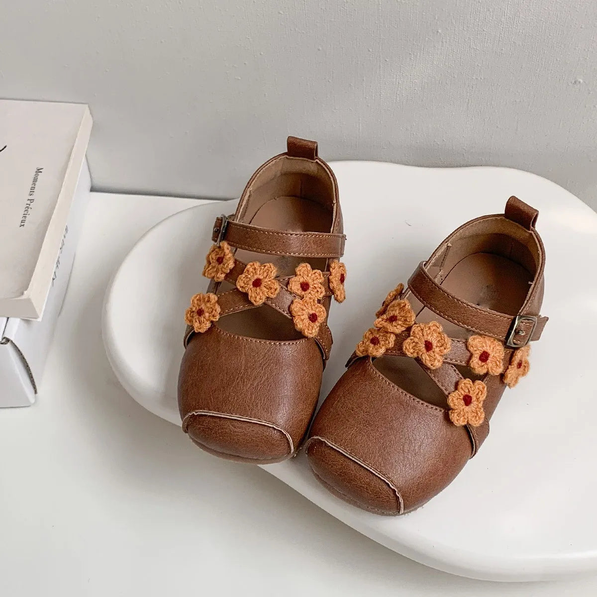 Girls Shoes New Spring Square Toe One-line Buckle Buckle Decoration Shoes Mori Girl Style Outdoor Daily Flat Children Zapatos De