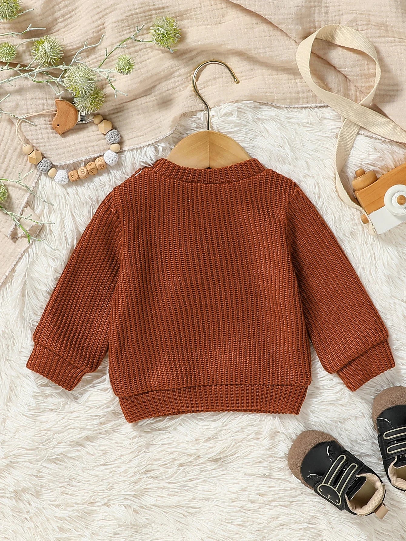 Arturo Long Sleeve Solid Sweater