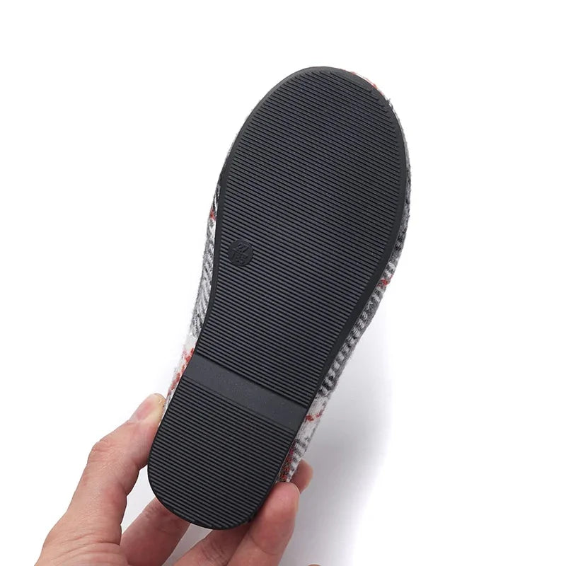Boys Loafers Slip On Shoes Elastic White Grey Plaid - GuGuTon baby store - Baby Fashion - Toddlers Outfits - Babies Outfits - Toddler Clothes - Kids Clothing - Newborn Clothes - Newborn Wear - Kids Wear - Trending Clothes - Trending Outfits - Fall Fashion - Winter Fashion - Girls Clothes - Boys Clothes - Babies Wear - Kids Accessories - KidsWear - Summer Clothes - Summer Fashion - Summer Trend - Falls Sweaters - Tops - Bottom - Jeans - Blouse - Dresses - Newborn Dresses - Toys