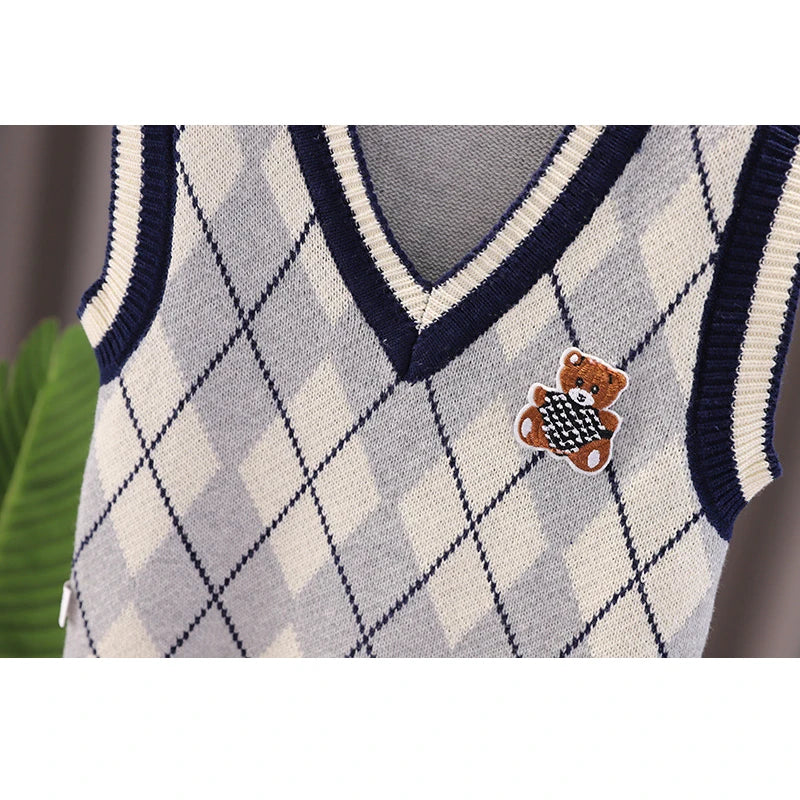 Oscar Fashionable Diamond Design Knitted Sweater