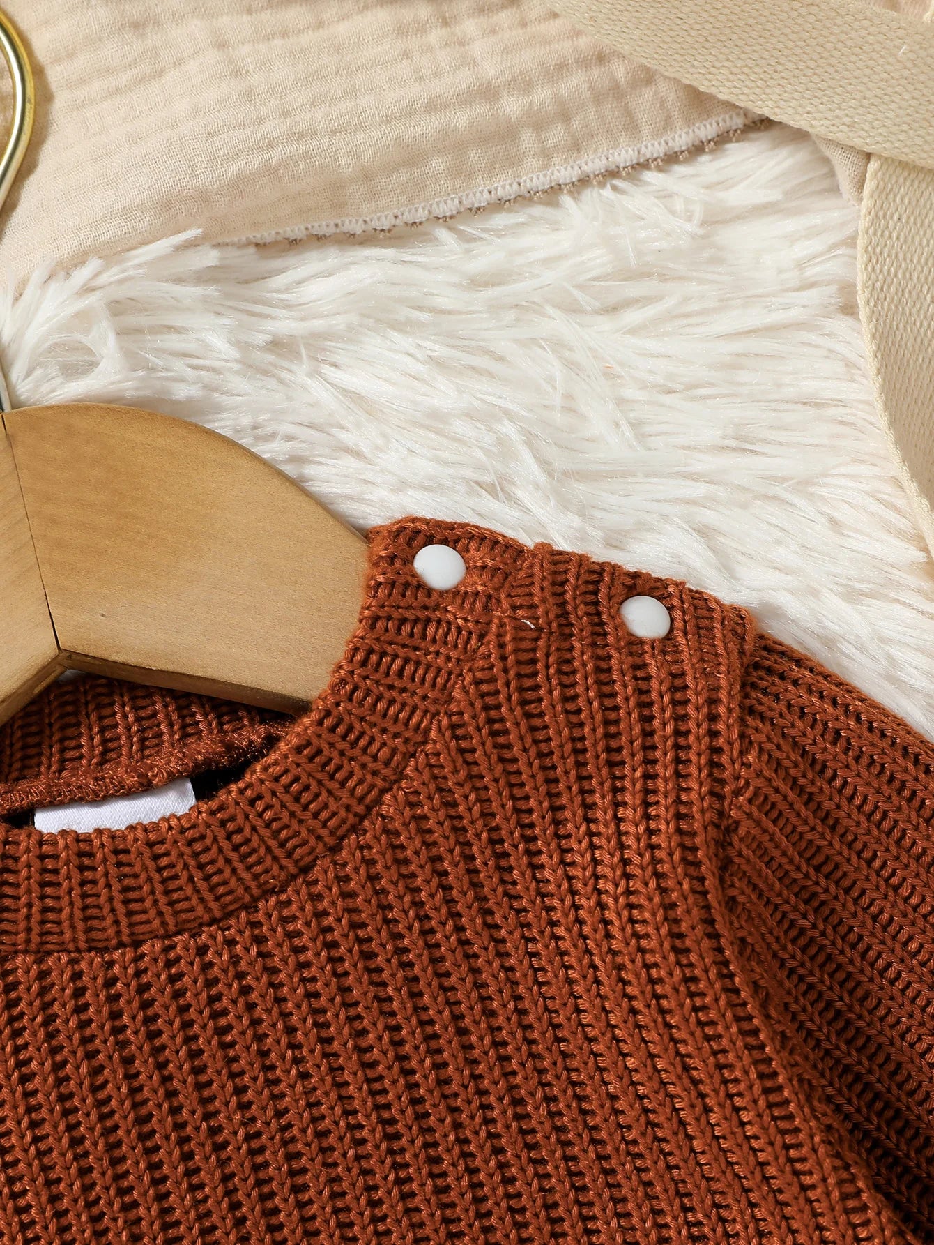 Arturo Long Sleeve Solid Sweater