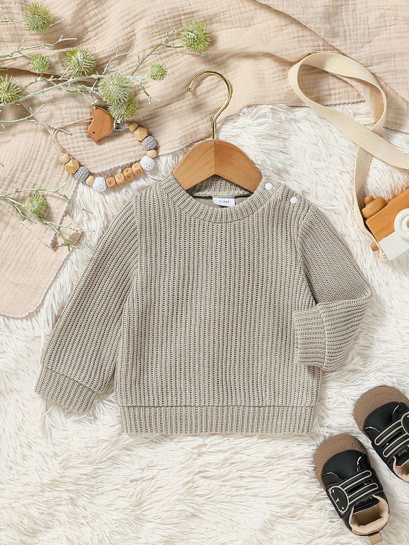 Arturo Long Sleeve Solid Sweater