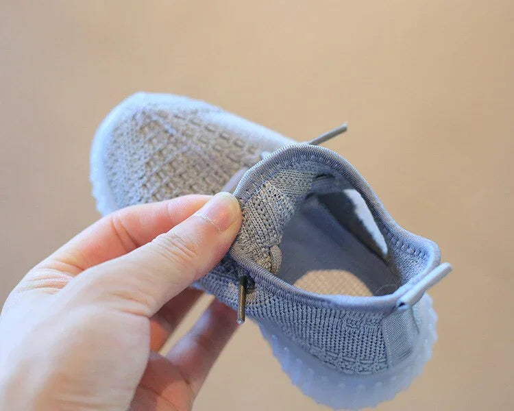 Soft Comfortable Casual Shoes Boys Girls Sneakers Kids - GuGuTon baby store - Baby Fashion - Toddlers Outfits - Babies Outfits - Toddler Clothes - Kids Clothing - Newborn Clothes - Newborn Wear - Kids Wear - Trending Clothes - Trending Outfits - Fall Fashion - Winter Fashion - Girls Clothes - Boys Clothes - Babies Wear - Kids Accessories - KidsWear - Summer Clothes - Summer Fashion - Summer Trend - Falls Sweaters - Tops - Bottom - Jeans - Blouse - Dresses - Newborn Dresses - Toys