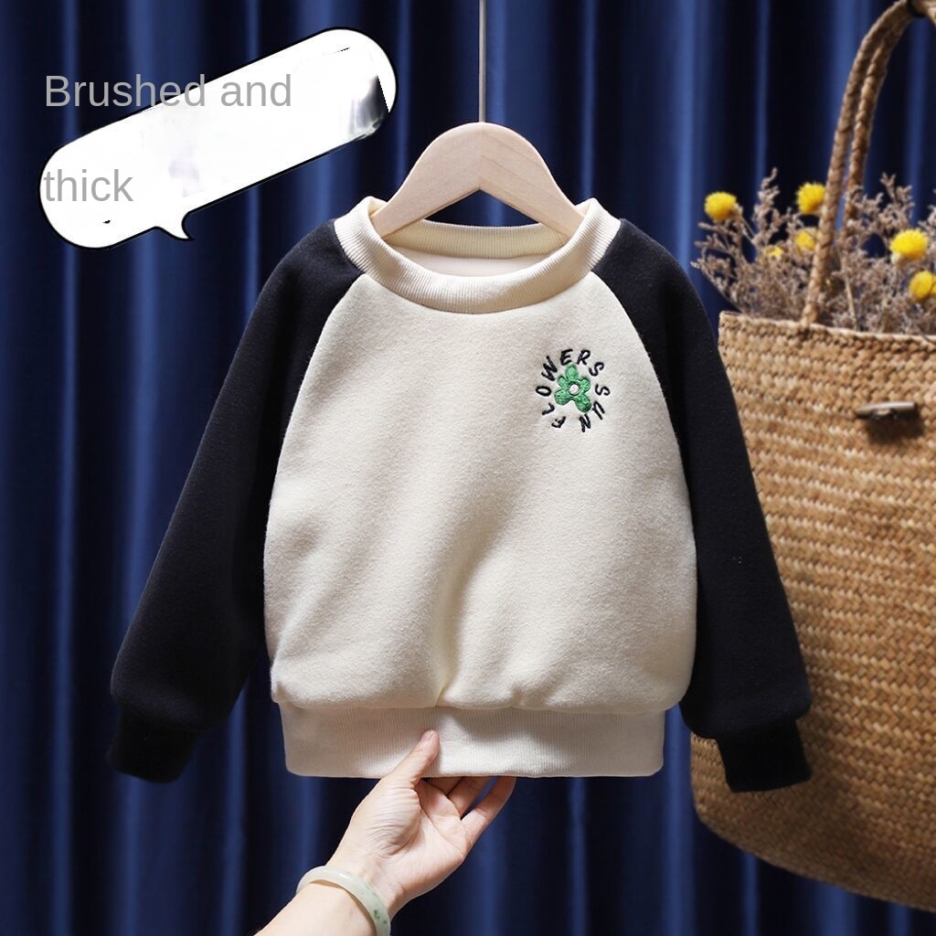 Cloe sweaters with flower and heart print how and quality