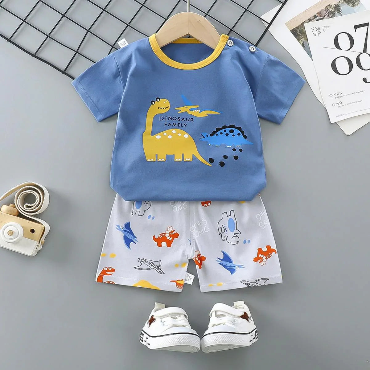 Thomas Children's Set T-shirt Shorts Infant - GuGuTon baby store - Baby Fashion - Toddlers Outfits - Babies Outfits - Toddler Clothes - Kids Clothing - Newborn Clothes - Newborn Wear - Kids Wear - Trending Clothes - Trending Outfits - Fall Fashion - Winter Fashion - Girls Clothes - Boys Clothes - Babies Wear - Kids Accessories - KidsWear - Summer Clothes - Summer Fashion - Summer Trend - Falls Sweaters - Tops - Bottom - Jeans - Blouse - Dresses - Newborn Dresses - Toys