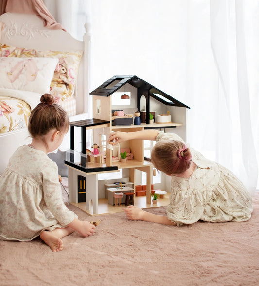 Sweetwood Edge Dollhouse