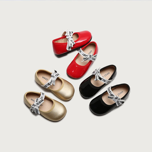 Princess Leather Shoes for Girls Mary Jane - GuGuTon baby store - Baby Fashion - Toddlers Outfits - Babies Outfits - Toddler Clothes - Kids Clothing - Newborn Clothes - Newborn Wear - Kids Wear - Trending Clothes - Trending Outfits - Fall Fashion - Winter Fashion - Girls Clothes - Boys Clothes - Babies Wear - Kids Accessories - KidsWear - Summer Clothes - Summer Fashion - Summer Trend - Falls Sweaters - Tops - Bottom - Jeans - Blouse - Dresses - Newborn Dresses - Toys