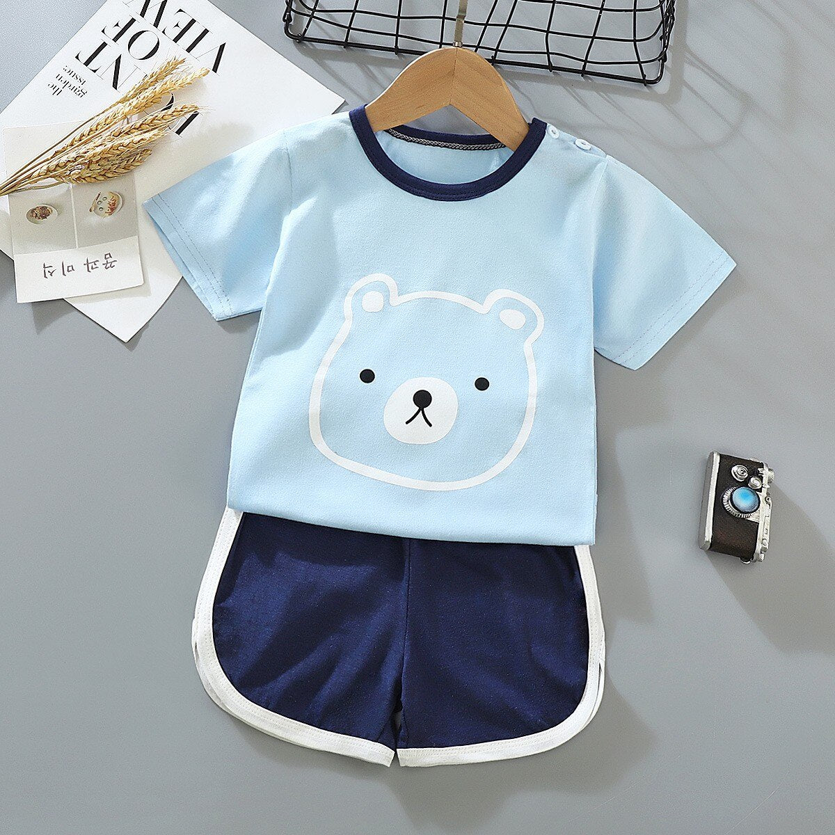 Steven Boys cartoon t-shirt and shorts set - GuGuTon