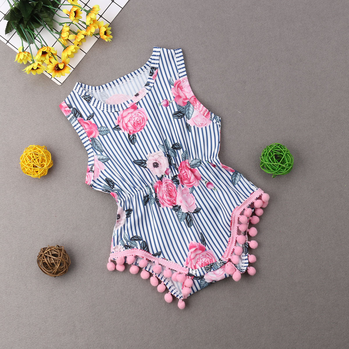 Rosmalyn print romper Striped and small ball decoration