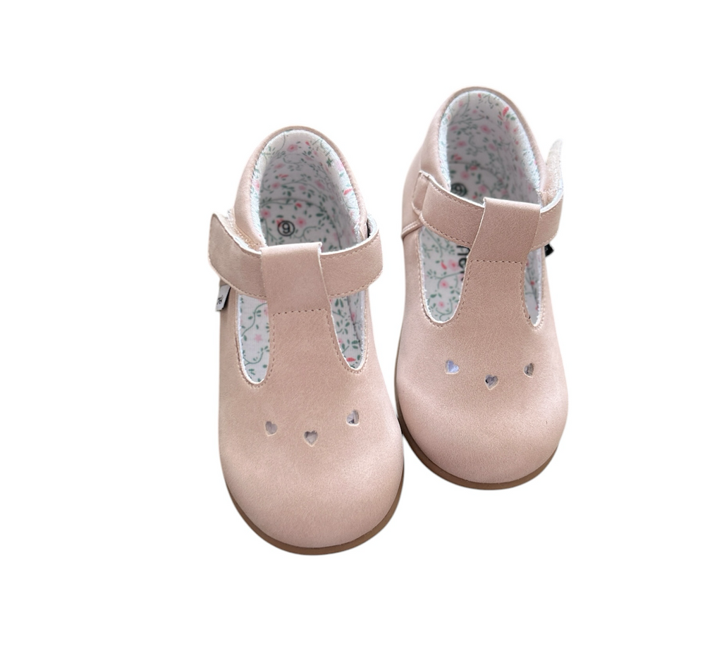 Slip-On Toddler Shoes – Comfortable and Easy to Wear | Jollie - GuGuTon baby store - Baby Fashion - Toddlers Outfits - Babies Outfits - Toddler Clothes - Kids Clothing - Newborn Clothes - Newborn Wear - Kids Wear - Trending Clothes - Trending Outfits - Fall Fashion - Winter Fashion - Girls Clothes - Boys Clothes - Babies Wear - Kids Accessories - KidsWear - Summer Clothes - Summer Fashion - Summer Trend - Falls Sweaters - Tops - Bottom - Jeans - Blouse - Dresses - Newborn Dresses - Toys