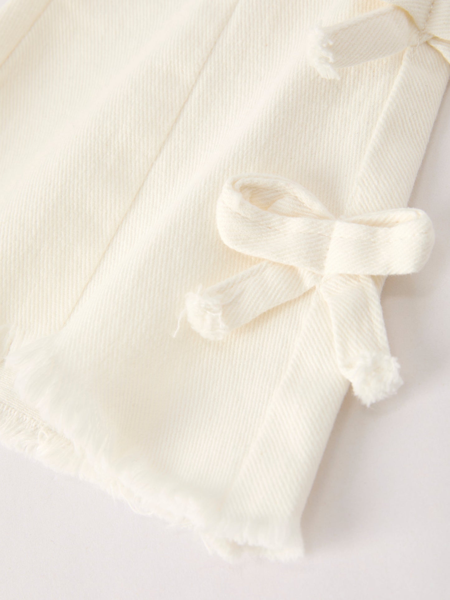 Arizona Charming White Denim Pants with Cute Bows