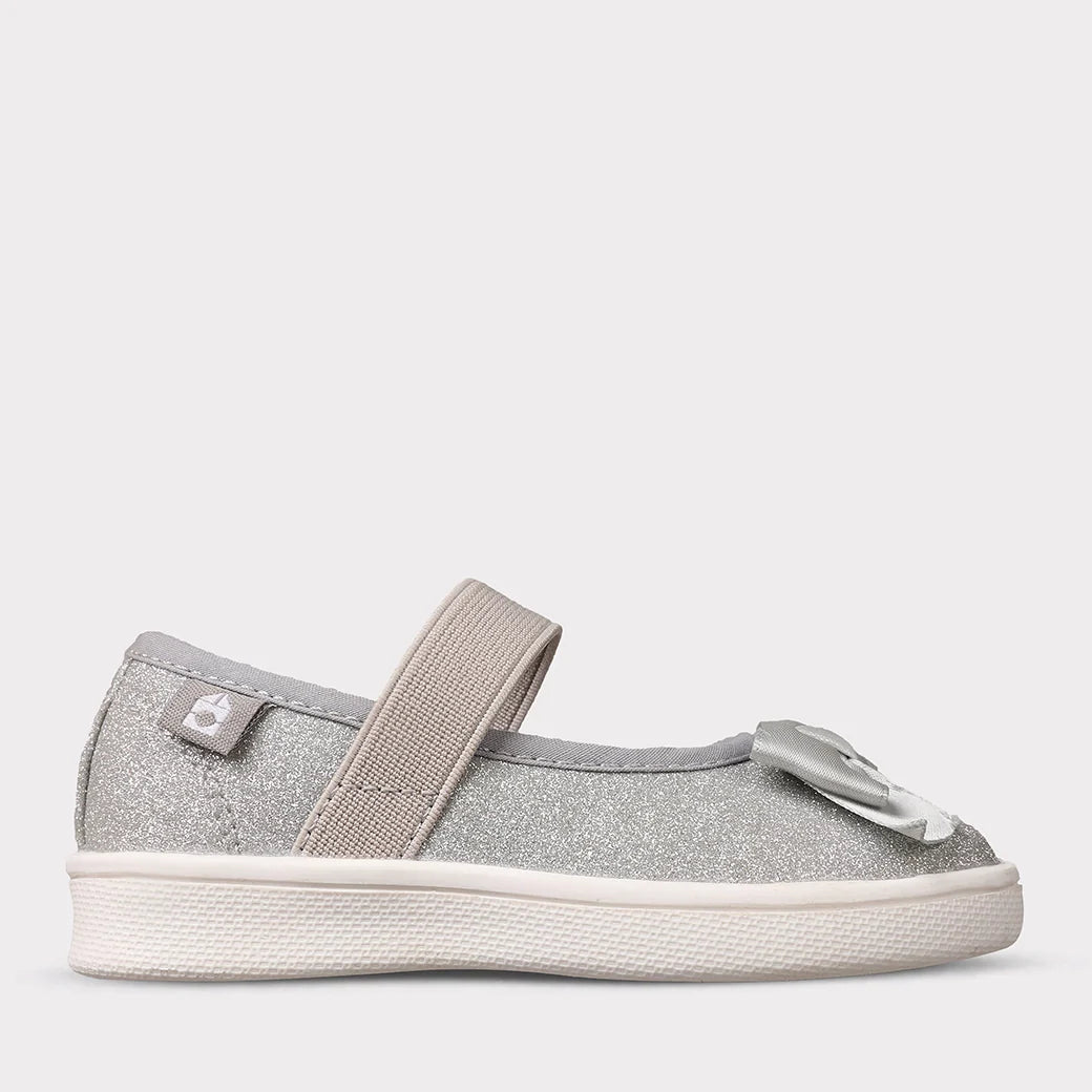 Quinn Girls Crib Slip-On Shoe - GuGuTon baby store - Baby Fashion - Toddlers Outfits - Babies Outfits - Toddler Clothes - Kids Clothing - Newborn Clothes - Newborn Wear - Kids Wear - Trending Clothes - Trending Outfits - Fall Fashion - Winter Fashion - Girls Clothes - Boys Clothes - Babies Wear - Kids Accessories - KidsWear - Summer Clothes - Summer Fashion - Summer Trend - Falls Sweaters - Tops - Bottom - Jeans - Blouse - Dresses - Newborn Dresses - Toys