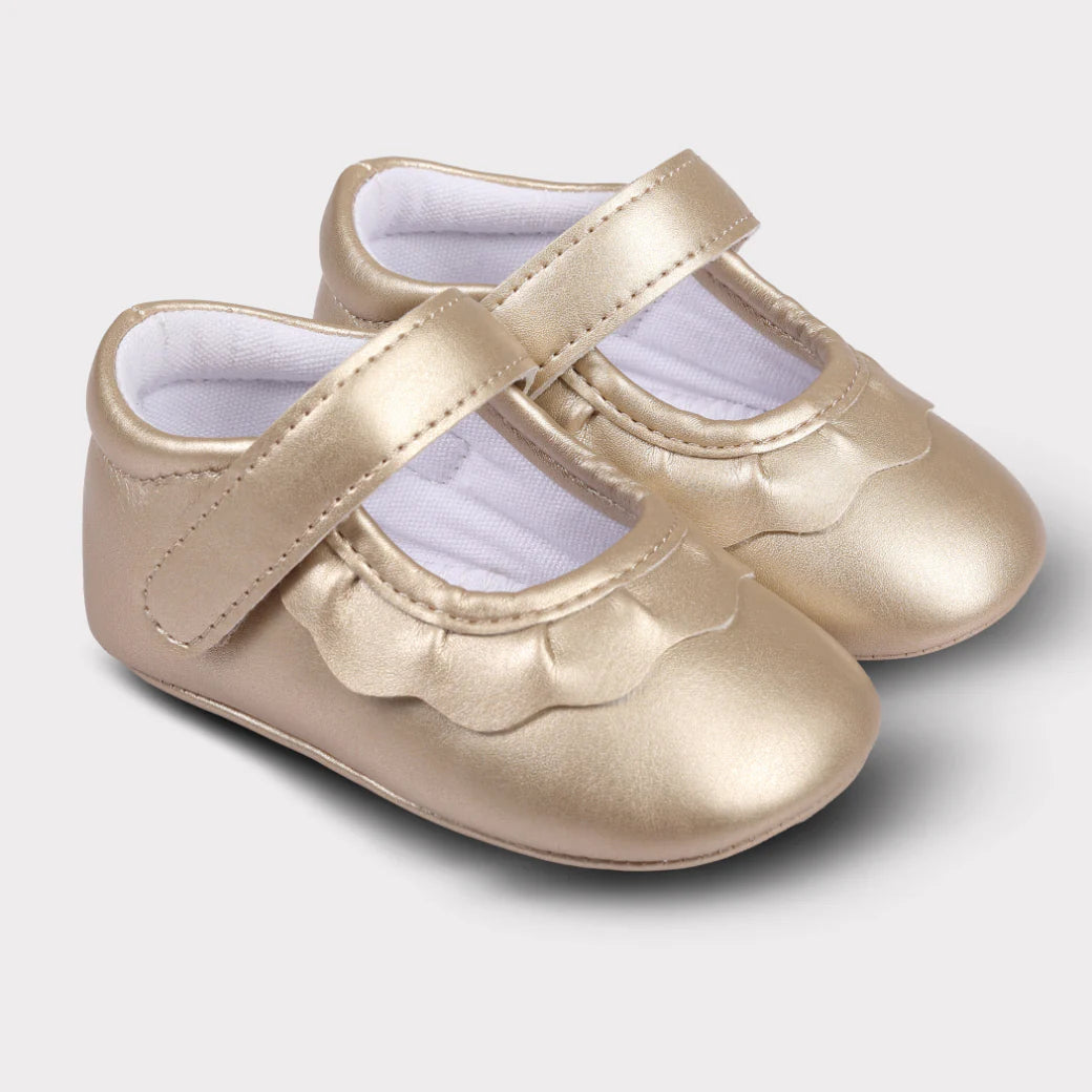 Amina Girls Hook & Loop Crib Shoe - GuGuTon baby store - Baby Fashion - Toddlers Outfits - Babies Outfits - Toddler Clothes - Kids Clothing - Newborn Clothes - Newborn Wear - Kids Wear - Trending Clothes - Trending Outfits - Fall Fashion - Winter Fashion - Girls Clothes - Boys Clothes - Babies Wear - Kids Accessories - KidsWear - Summer Clothes - Summer Fashion - Summer Trend - Falls Sweaters - Tops - Bottom - Jeans - Blouse - Dresses - Newborn Dresses - Toys