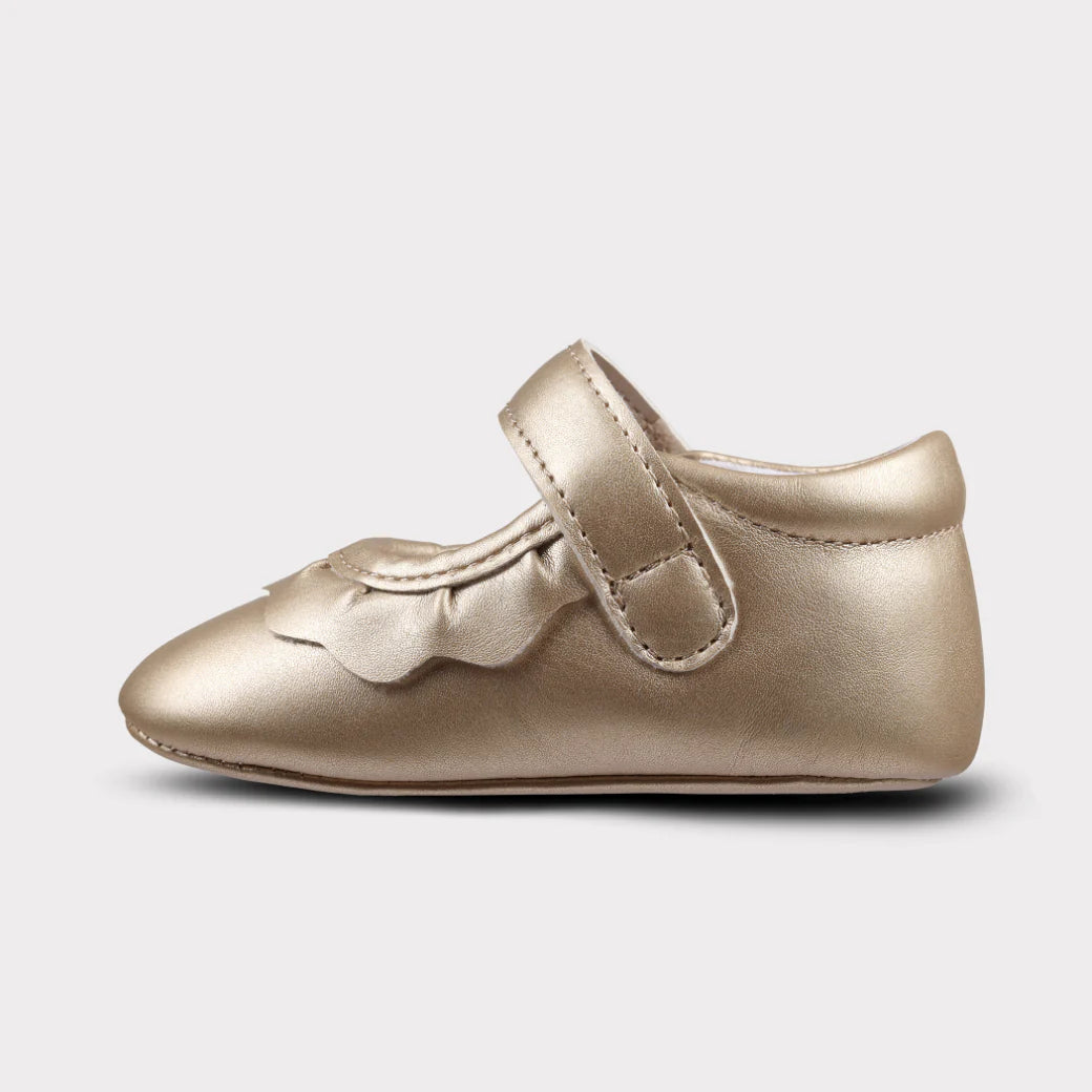 Amina Girls Hook & Loop Crib Shoe - GuGuTon baby store - Baby Fashion - Toddlers Outfits - Babies Outfits - Toddler Clothes - Kids Clothing - Newborn Clothes - Newborn Wear - Kids Wear - Trending Clothes - Trending Outfits - Fall Fashion - Winter Fashion - Girls Clothes - Boys Clothes - Babies Wear - Kids Accessories - KidsWear - Summer Clothes - Summer Fashion - Summer Trend - Falls Sweaters - Tops - Bottom - Jeans - Blouse - Dresses - Newborn Dresses - Toys