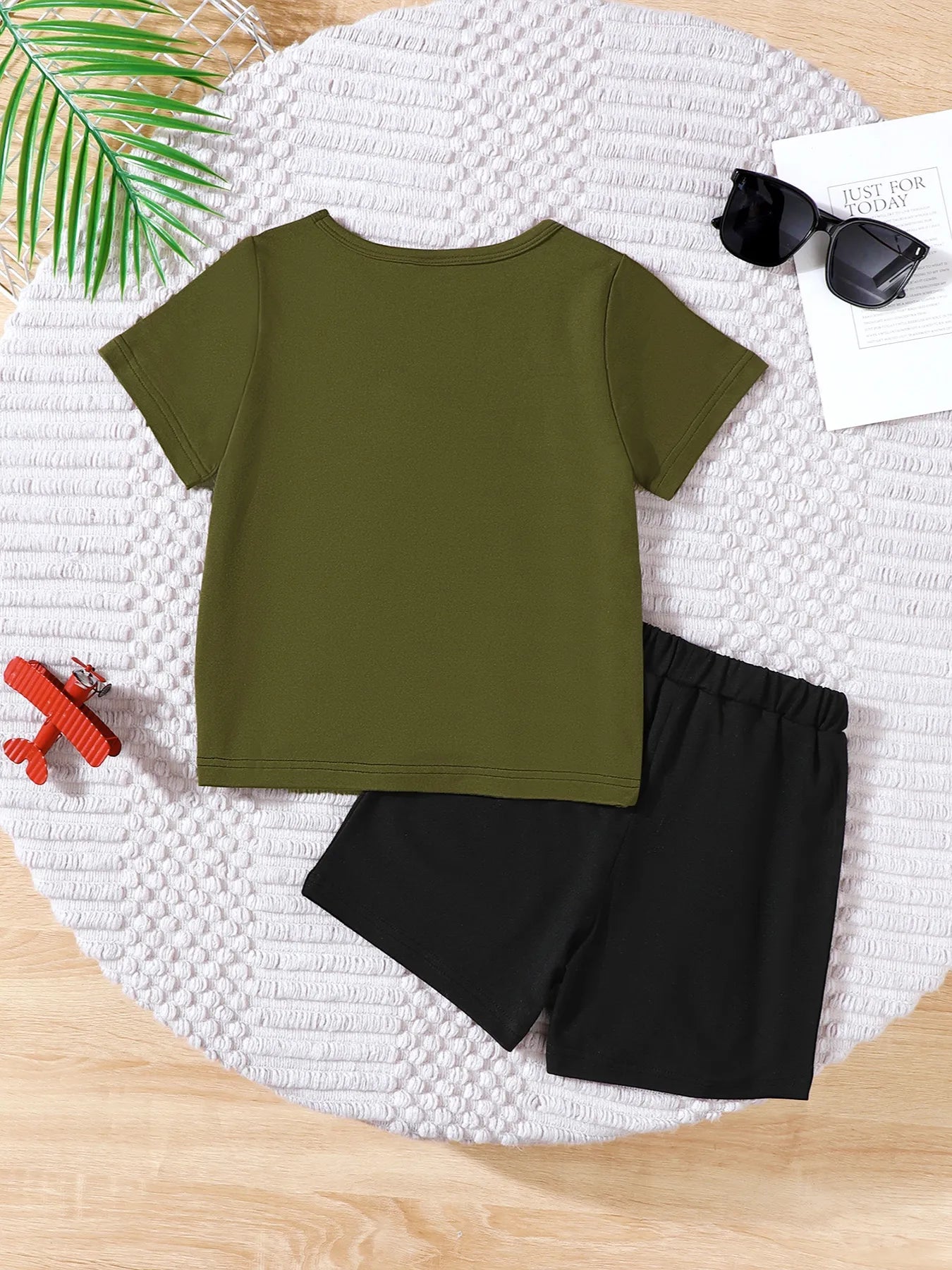 Marien Color Block Short Sleeve Top and Shorts Set - GuGuTon baby store - Baby Fashion - Toddlers Outfits - Babies Outfits - Toddler Clothes - Kids Clothing - Newborn Clothes - Newborn Wear - Kids Wear - Trending Clothes - Trending Outfits - Fall Fashion - Winter Fashion - Girls Clothes - Boys Clothes - Babies Wear - Kids Accessories - KidsWear - Summer Clothes - Summer Fashion - Summer Trend - Falls Sweaters - Tops - Bottom - Jeans - Blouse - Dresses - Newborn Dresses - Toys