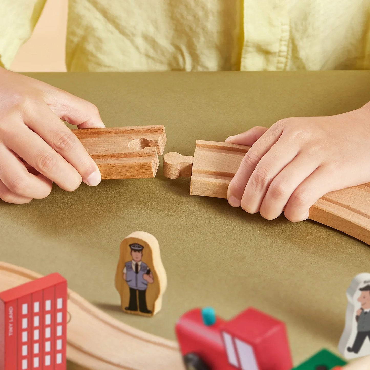 Wooden Train Set for Children 39 Pcs