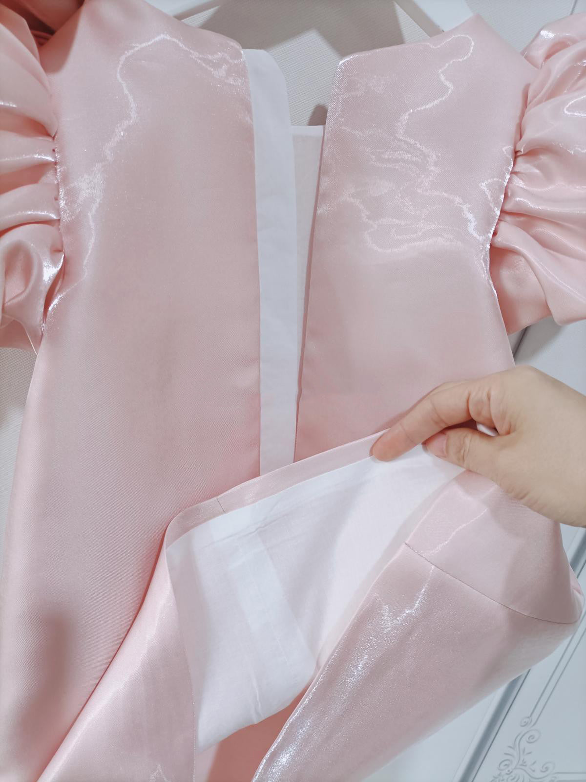 Zoe Girls' Fashionable Personality Bubble Sleeve Dress - GuGuTon baby store - Baby Fashion - Toddlers Outfits - Babies Outfits - Toddler Clothes - Kids Clothing - Newborn Clothes - Newborn Wear - Kids Wear - Trending Clothes - Trending Outfits - Fall Fashion - Winter Fashion - Girls Clothes - Boys Clothes - Babies Wear - Kids Accessories - KidsWear - Summer Clothes - Summer Fashion - Summer Trend - Falls Sweaters - Tops - Bottom - Jeans - Blouse - Dresses - Newborn Dresses - Toys