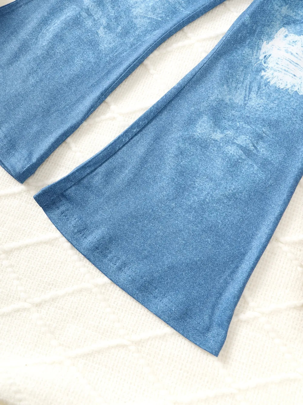 Desiree Butterfly Print Top and Flare Pants Set - GuGuTon baby store - Baby Fashion - Toddlers Outfits - Babies Outfits - Toddler Clothes - Kids Clothing - Newborn Clothes - Newborn Wear - Kids Wear - Trending Clothes - Trending Outfits - Fall Fashion - Winter Fashion - Girls Clothes - Boys Clothes - Babies Wear - Kids Accessories - KidsWear - Summer Clothes - Summer Fashion - Summer Trend - Falls Sweaters - Tops - Bottom - Jeans - Blouse - Dresses - Newborn Dresses - Toys