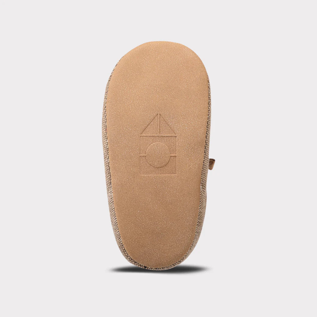 Parker Boys Slip-On Crib Shoe - GuGuTon baby store - Baby Fashion - Toddlers Outfits - Babies Outfits - Toddler Clothes - Kids Clothing - Newborn Clothes - Newborn Wear - Kids Wear - Trending Clothes - Trending Outfits - Fall Fashion - Winter Fashion - Girls Clothes - Boys Clothes - Babies Wear - Kids Accessories - KidsWear - Summer Clothes - Summer Fashion - Summer Trend - Falls Sweaters - Tops - Bottom - Jeans - Blouse - Dresses - Newborn Dresses - Toys