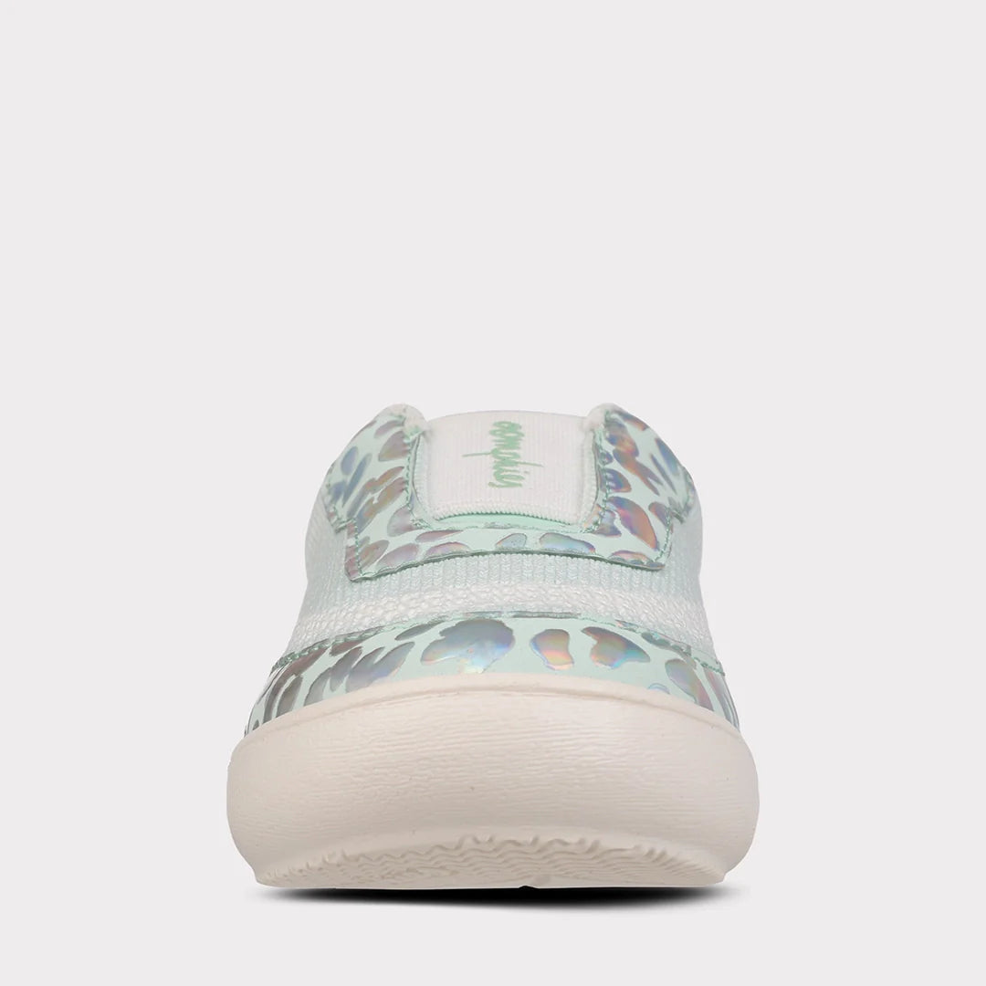 Bolt Girls Slip-On Sneaker - GuGuTon baby store - Baby Fashion - Toddlers Outfits - Babies Outfits - Toddler Clothes - Kids Clothing - Newborn Clothes - Newborn Wear - Kids Wear - Trending Clothes - Trending Outfits - Fall Fashion - Winter Fashion - Girls Clothes - Boys Clothes - Babies Wear - Kids Accessories - KidsWear - Summer Clothes - Summer Fashion - Summer Trend - Falls Sweaters - Tops - Bottom - Jeans - Blouse - Dresses - Newborn Dresses - Toys