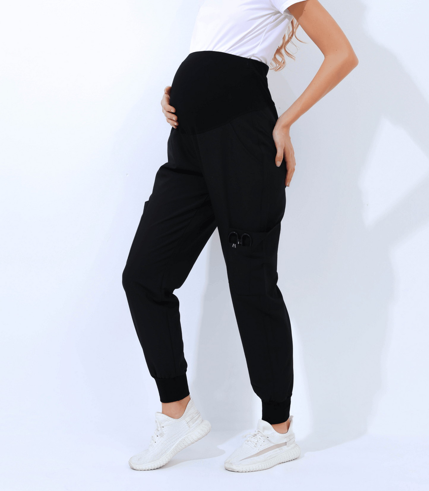 Yojairis Mae Maternity Scrub Jogger Pants