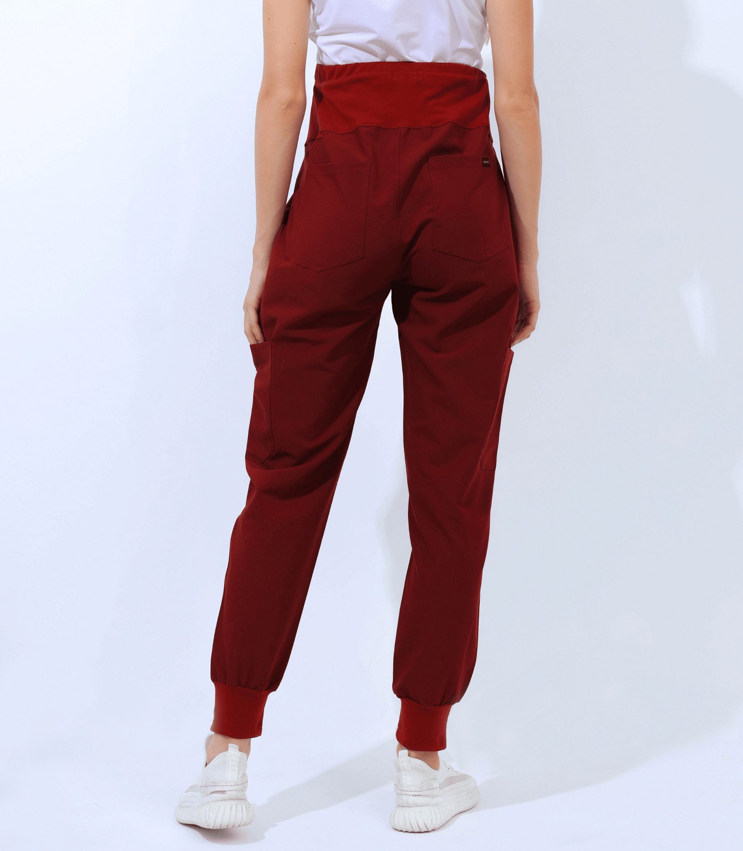 Yojairis Mae Maternity Scrub Jogger Pants