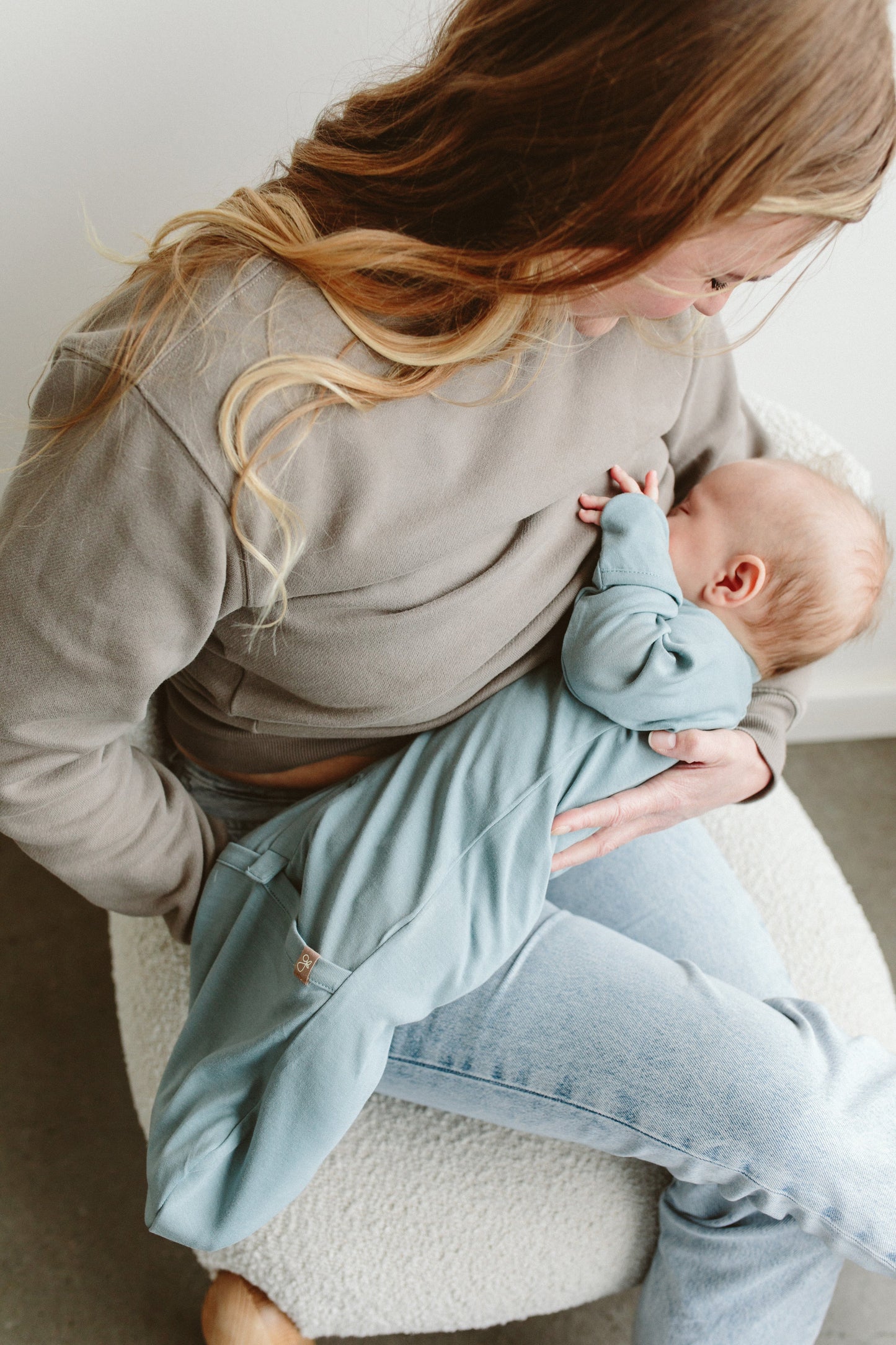 Kevin Sleeper Convertible Poolside Gown
