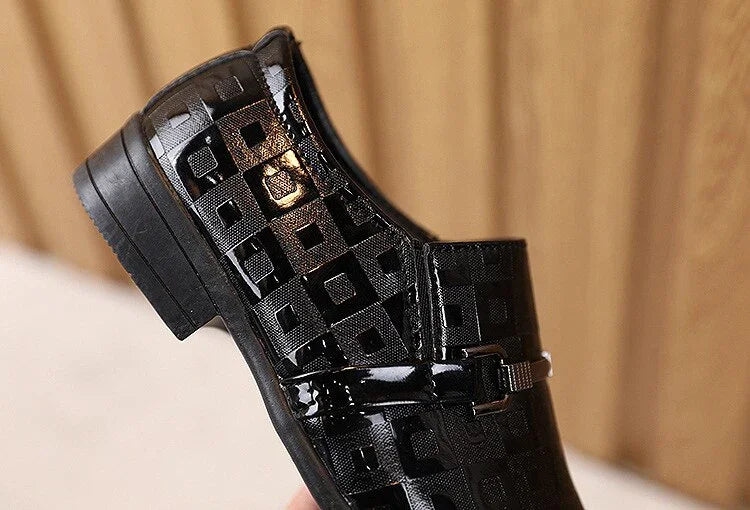 Boys Formal Shoes For Pointed British Style Fashion - GuGuTon baby store - Baby Fashion - Toddlers Outfits - Babies Outfits - Toddler Clothes - Kids Clothing - Newborn Clothes - Newborn Wear - Kids Wear - Trending Clothes - Trending Outfits - Fall Fashion - Winter Fashion - Girls Clothes - Boys Clothes - Babies Wear - Kids Accessories - KidsWear - Summer Clothes - Summer Fashion - Summer Trend - Falls Sweaters - Tops - Bottom - Jeans - Blouse - Dresses - Newborn Dresses - Toys