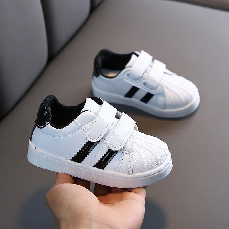 Boys Sneakers for Kids Baby Girls Toddler Shoes Fashion - GuGuTon baby store - Baby Fashion - Toddlers Outfits - Babies Outfits - Toddler Clothes - Kids Clothing - Newborn Clothes - Newborn Wear - Kids Wear - Trending Clothes - Trending Outfits - Fall Fashion - Winter Fashion - Girls Clothes - Boys Clothes - Babies Wear - Kids Accessories - KidsWear - Summer Clothes - Summer Fashion - Summer Trend - Falls Sweaters - Tops - Bottom - Jeans - Blouse - Dresses - Newborn Dresses - Toys
