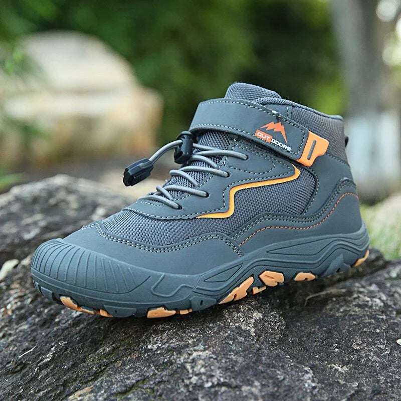 Children Fashion Hiking Shoes Boys Girl Non-slip Winter Warm - GuGuTon baby store - Baby Fashion - Toddlers Outfits - Babies Outfits - Toddler Clothes - Kids Clothing - Newborn Clothes - Newborn Wear - Kids Wear - Trending Clothes - Trending Outfits - Fall Fashion - Winter Fashion - Girls Clothes - Boys Clothes - Babies Wear - Kids Accessories - KidsWear - Summer Clothes - Summer Fashion - Summer Trend - Falls Sweaters - Tops - Bottom - Jeans - Blouse - Dresses - Newborn Dresses - Toys