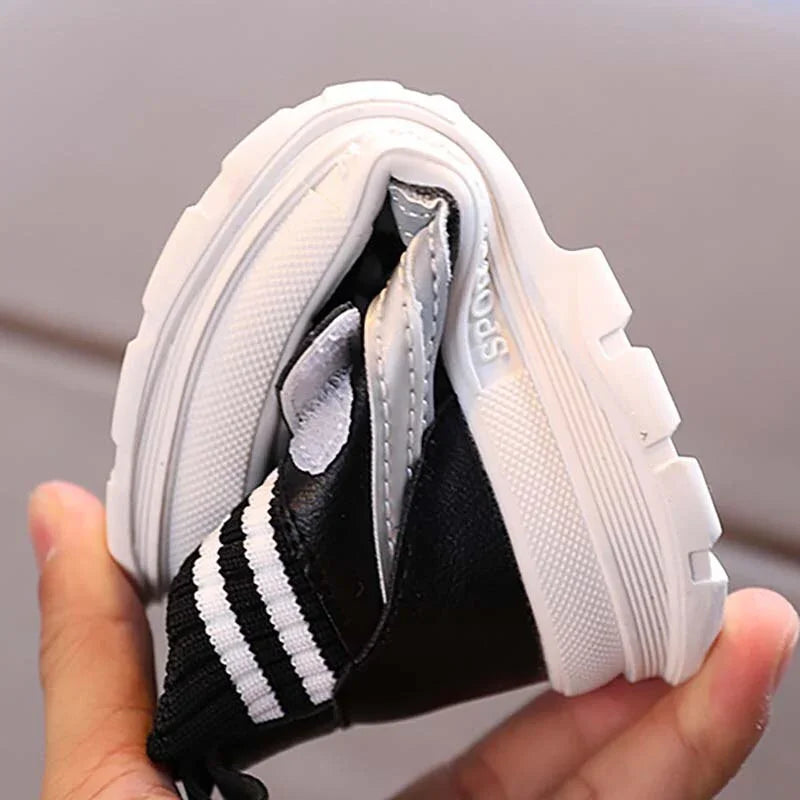 Children Boots Boys Fashion Soft Antislip Girl Sport Shoes - GuGuTon baby store - Baby Fashion - Toddlers Outfits - Babies Outfits - Toddler Clothes - Kids Clothing - Newborn Clothes - Newborn Wear - Kids Wear - Trending Clothes - Trending Outfits - Fall Fashion - Winter Fashion - Girls Clothes - Boys Clothes - Babies Wear - Kids Accessories - KidsWear - Summer Clothes - Summer Fashion - Summer Trend - Falls Sweaters - Tops - Bottom - Jeans - Blouse - Dresses - Newborn Dresses - Toys