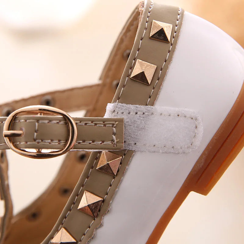 2024 New Girls Sandals Rivets Single Shoes Kids Leather Shoes Children Nude Sandal Toddler Girls Princess Flat Dance Shoes