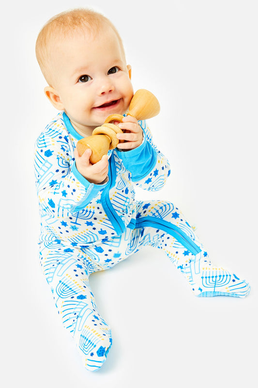 Oliver Soft & Stretchy Zipper Footie - Hanukkah Menorahs - GuGuTon baby store - Baby Fashion - Toddlers Outfits - Babies Outfits - Toddler Clothes - Kids Clothing - Newborn Clothes - Newborn Wear - Kids Wear - Trending Clothes - Trending Outfits - Fall Fashion - Winter Fashion - Girls Clothes - Boys Clothes - Babies Wear - Kids Accessories - KidsWear - Summer Clothes - Summer Fashion - Summer Trend - Falls Sweaters - Tops - Bottom - Jeans - Blouse - Dresses - Newborn Dresses - Toys