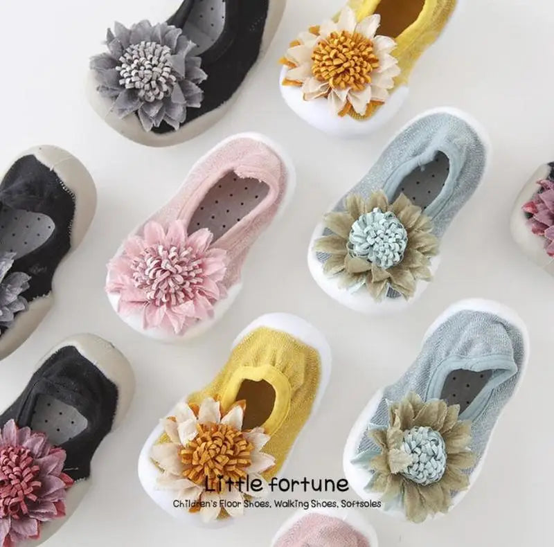 2024 New Girls Sandals Rivets Single Shoes Kids Leather Shoes Children Nude Sandal Toddler Girls Princess Flat Dance Shoes