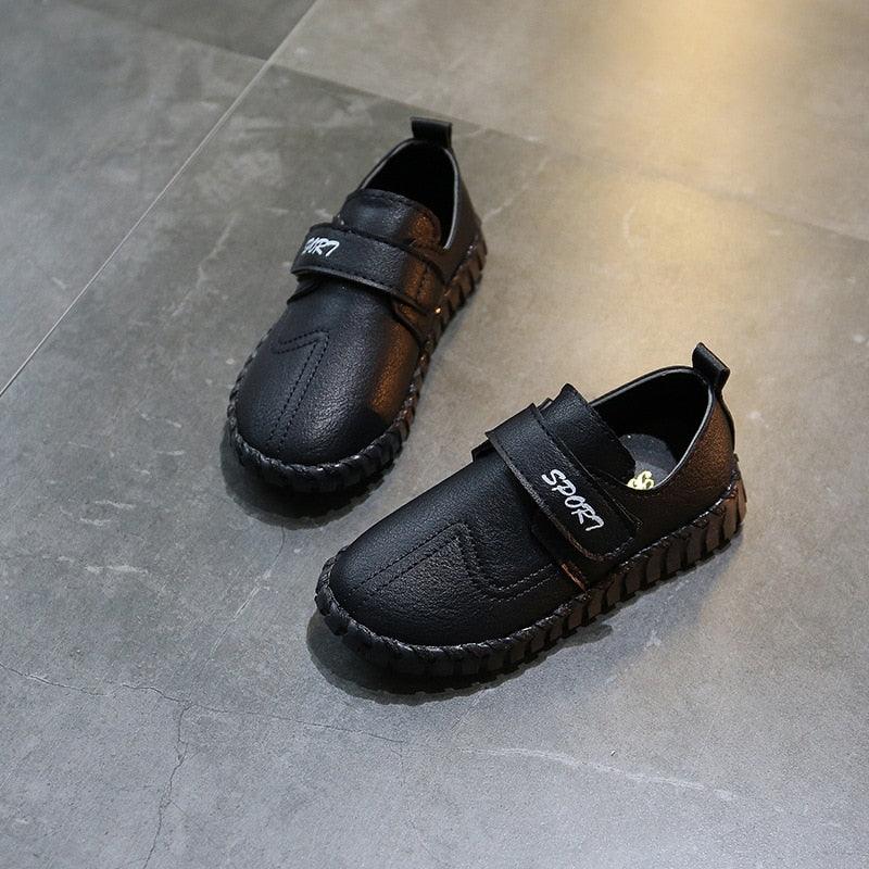 Children Black Leather Boys Single Primary Casual Shoes Baby Shoes Casual - GuGuTon baby store - Baby Fashion - Toddlers Outfits - Babies Outfits - Toddler Clothes - Kids Clothing - Newborn Clothes - Newborn Wear - Kids Wear - Trending Clothes - Trending Outfits - Fall Fashion - Winter Fashion - Girls Clothes - Boys Clothes - Babies Wear - Kids Accessories - KidsWear - Summer Clothes - Summer Fashion - Summer Trend - Falls Sweaters - Tops - Bottom - Jeans - Blouse - Dresses - Newborn Dresses - Toys