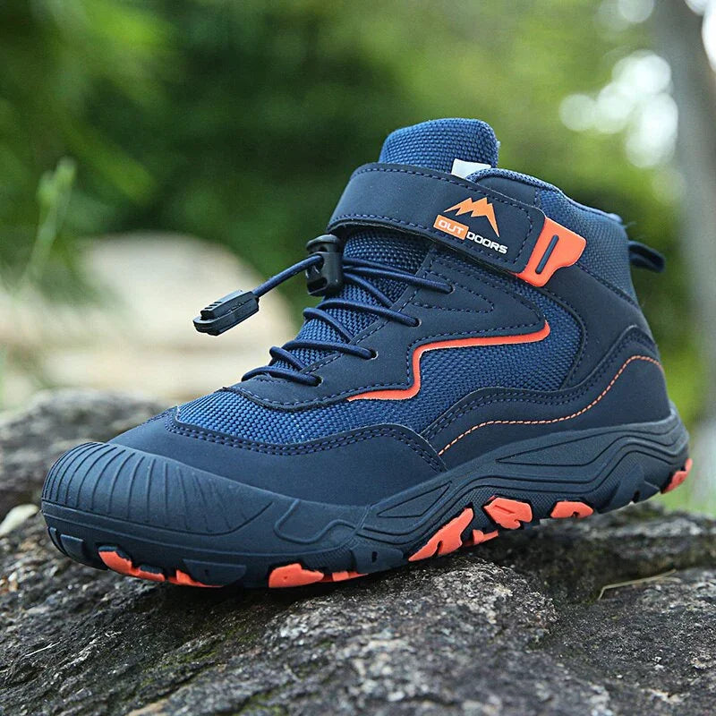 Children Fashion Hiking Shoes Boys Girl Non-slip Winter Warm - GuGuTon baby store - Baby Fashion - Toddlers Outfits - Babies Outfits - Toddler Clothes - Kids Clothing - Newborn Clothes - Newborn Wear - Kids Wear - Trending Clothes - Trending Outfits - Fall Fashion - Winter Fashion - Girls Clothes - Boys Clothes - Babies Wear - Kids Accessories - KidsWear - Summer Clothes - Summer Fashion - Summer Trend - Falls Sweaters - Tops - Bottom - Jeans - Blouse - Dresses - Newborn Dresses - Toys