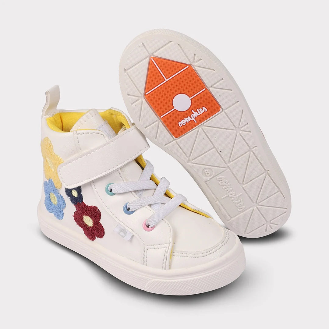Kami Girls Hook & Loop Sneaker - GuGuTon baby store - Baby Fashion - Toddlers Outfits - Babies Outfits - Toddler Clothes - Kids Clothing - Newborn Clothes - Newborn Wear - Kids Wear - Trending Clothes - Trending Outfits - Fall Fashion - Winter Fashion - Girls Clothes - Boys Clothes - Babies Wear - Kids Accessories - KidsWear - Summer Clothes - Summer Fashion - Summer Trend - Falls Sweaters - Tops - Bottom - Jeans - Blouse - Dresses - Newborn Dresses - Toys