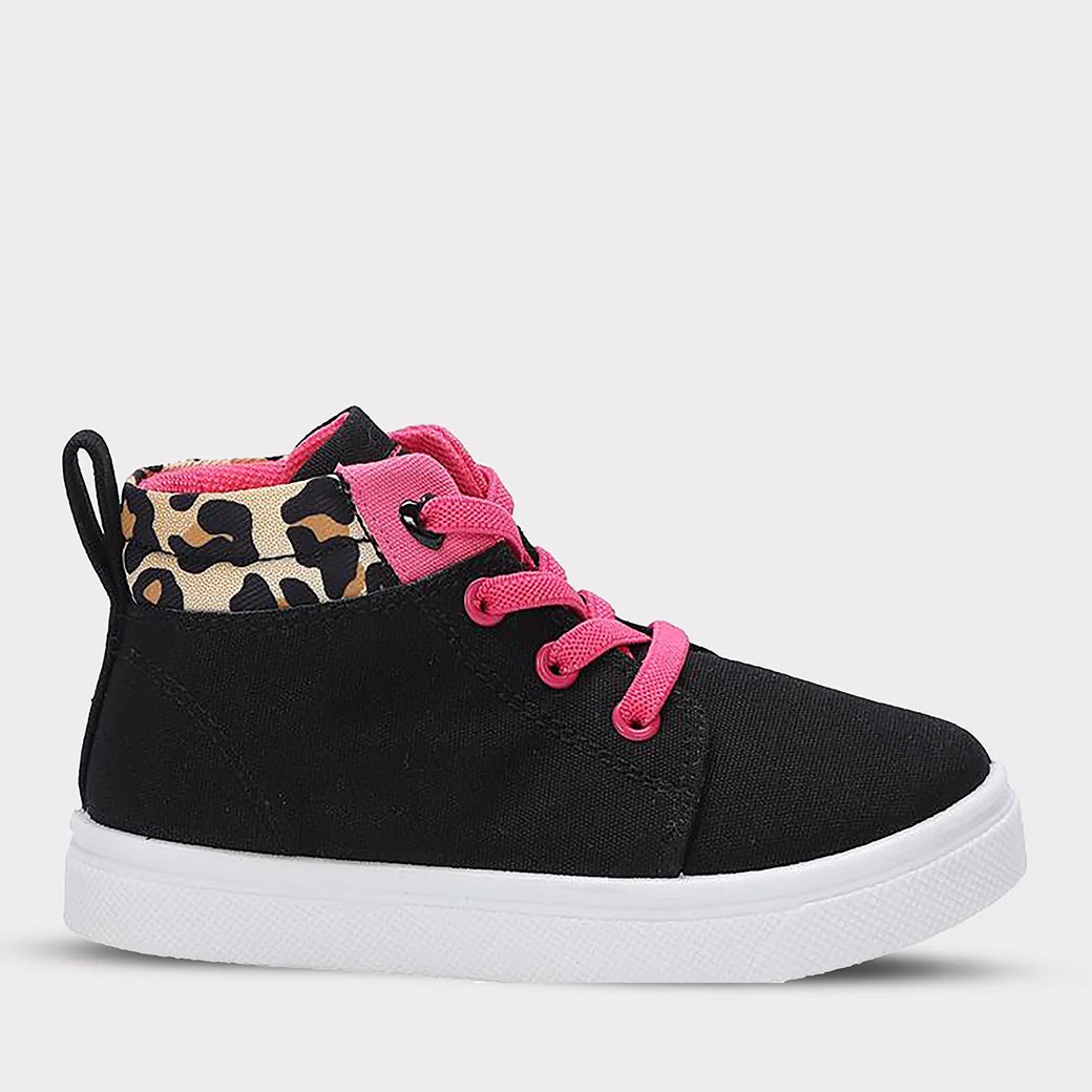 Sam Girls Slip-On Sneaker - GuGuTon baby store - Baby Fashion - Toddlers Outfits - Babies Outfits - Toddler Clothes - Kids Clothing - Newborn Clothes - Newborn Wear - Kids Wear - Trending Clothes - Trending Outfits - Fall Fashion - Winter Fashion - Girls Clothes - Boys Clothes - Babies Wear - Kids Accessories - KidsWear - Summer Clothes - Summer Fashion - Summer Trend - Falls Sweaters - Tops - Bottom - Jeans - Blouse - Dresses - Newborn Dresses - Toys
