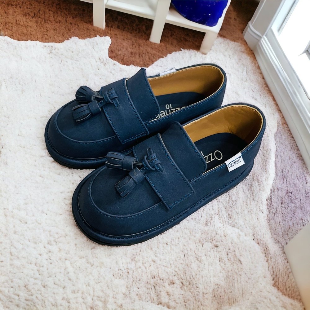 Moccasin with Tassels | Slip-On Dress Shoes for Toddlers - GuGuTon baby store - Baby Fashion - Toddlers Outfits - Babies Outfits - Toddler Clothes - Kids Clothing - Newborn Clothes - Newborn Wear - Kids Wear - Trending Clothes - Trending Outfits - Fall Fashion - Winter Fashion - Girls Clothes - Boys Clothes - Babies Wear - Kids Accessories - KidsWear - Summer Clothes - Summer Fashion - Summer Trend - Falls Sweaters - Tops - Bottom - Jeans - Blouse - Dresses - Newborn Dresses - Toys