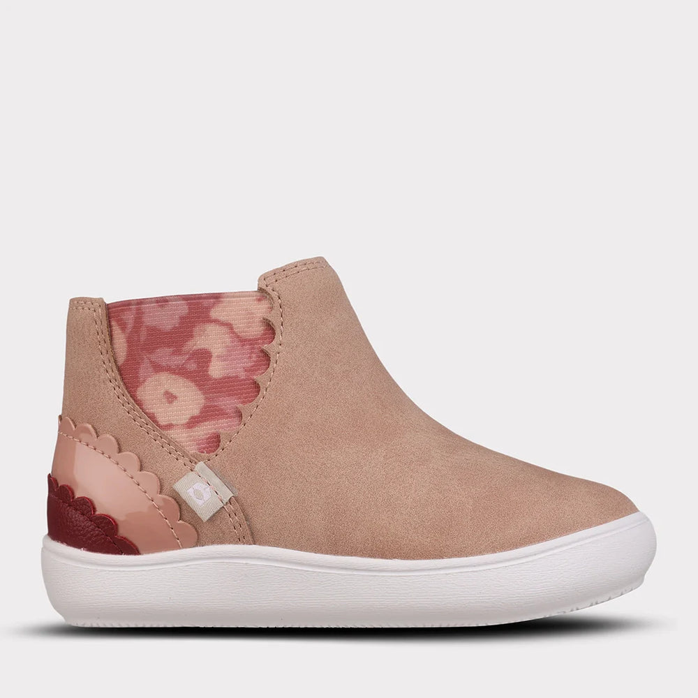 Quinta Girls Pull-On Boot - GuGuTon baby store - Baby Fashion - Toddlers Outfits - Babies Outfits - Toddler Clothes - Kids Clothing - Newborn Clothes - Newborn Wear - Kids Wear - Trending Clothes - Trending Outfits - Fall Fashion - Winter Fashion - Girls Clothes - Boys Clothes - Babies Wear - Kids Accessories - KidsWear - Summer Clothes - Summer Fashion - Summer Trend - Falls Sweaters - Tops - Bottom - Jeans - Blouse - Dresses - Newborn Dresses - Toys